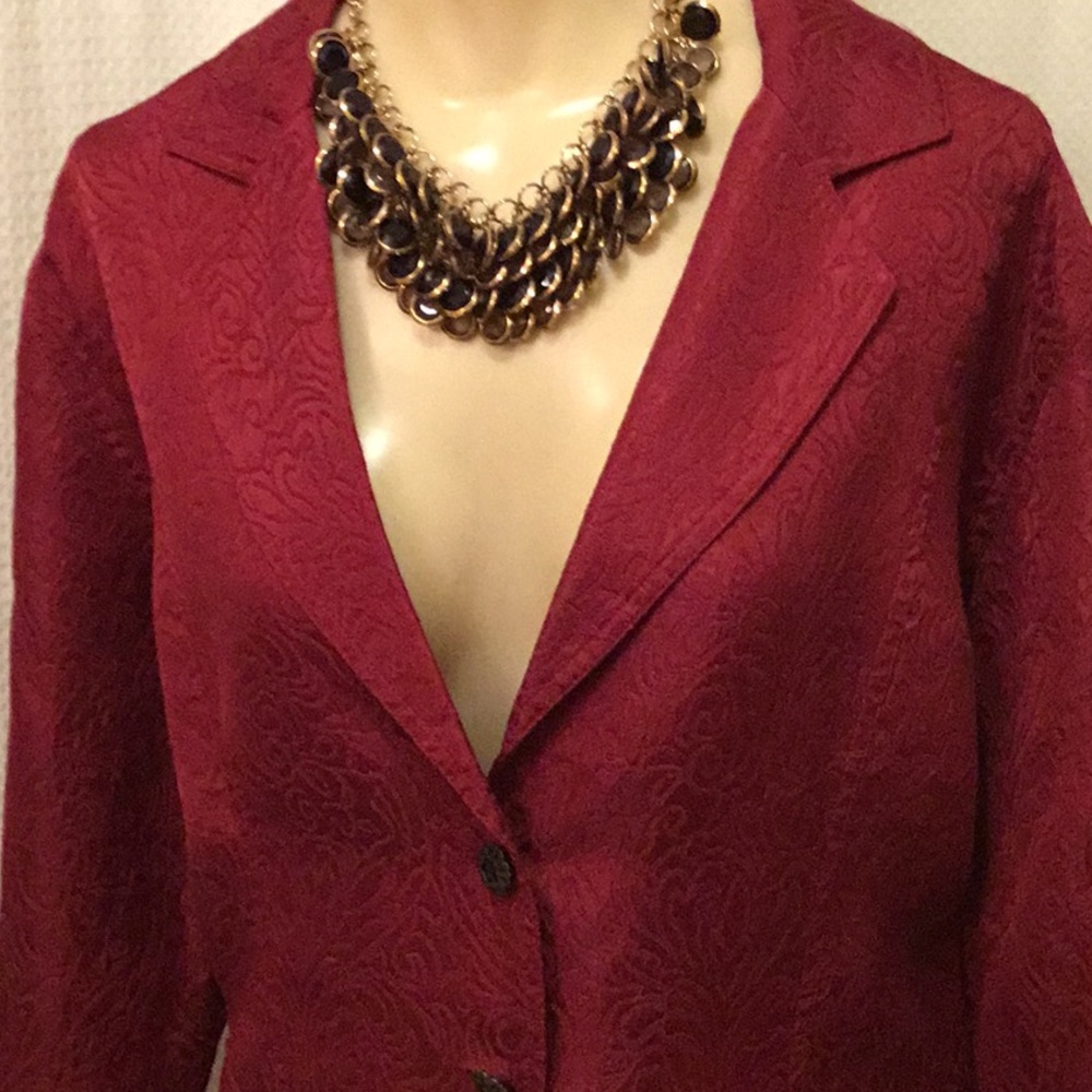 Chico’s Burgundy Red Suit Coat Jacket Size 2/M NWT